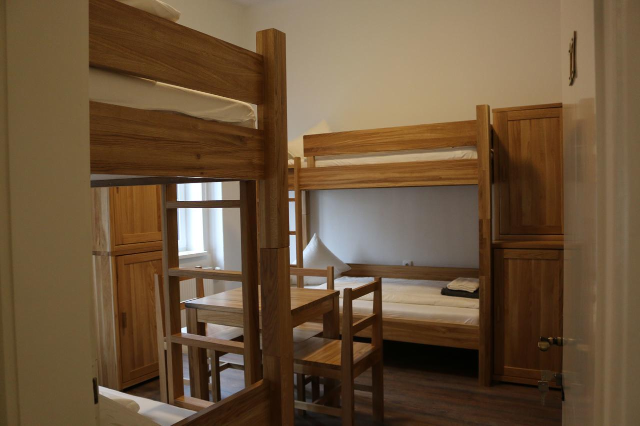 Hotel Sinos 클라겐푸르트 외부 사진